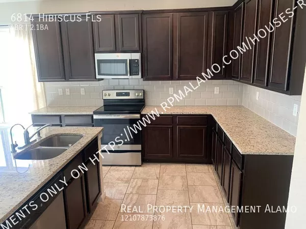 4 bedrooms apartment for rent in Kirby - East SATX, San Antonio