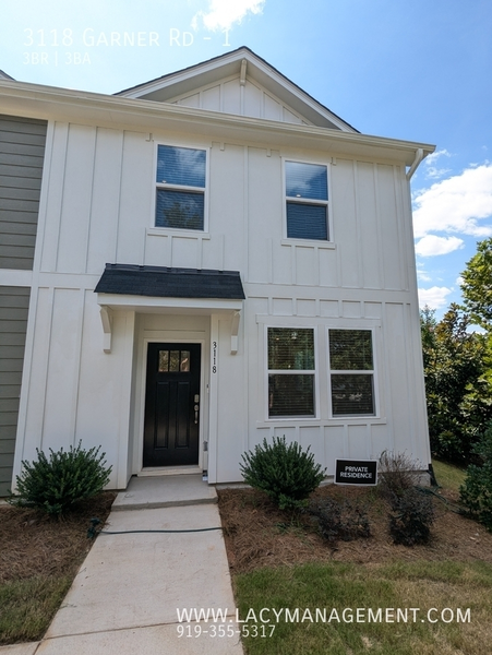 3 bedrooms apartment for rent in Renaissance Park - South Raleigh, Raleigh
