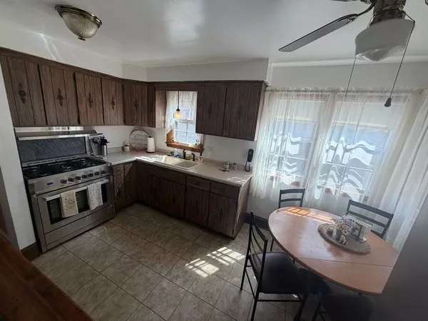 3 bedrooms apartment for rent in Beverly - Far Southwest Side, Chicago
