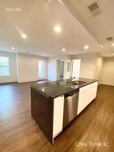 2 bedrooms apartment for rent in Country Club Plaza - KCMO, Kansas City