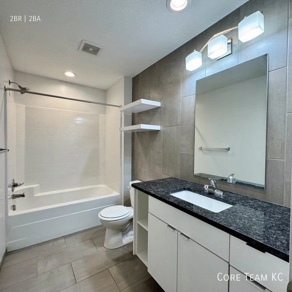 2 bedrooms apartment for rent in Country Club Plaza - KCMO, Kansas City