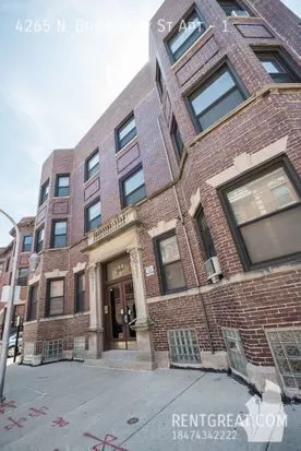 2 bedrooms apartment for rent in Uptown - Far North Side, Chicago