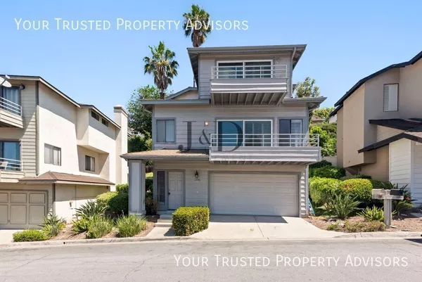 4 bedrooms apartment for rent in Allied Gardens - Inland, San Diego