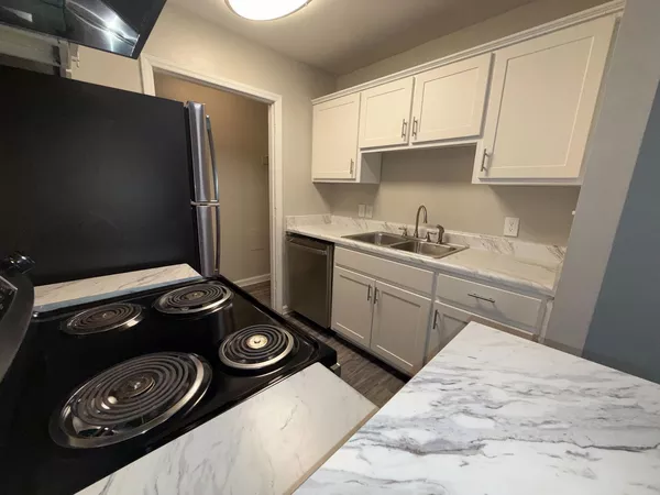 2 bedrooms apartment for rent in Southwest Greensboro - Greensboro, Greensboro