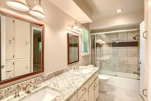 Coliving in Northwood Hills - Ne Dallas, Dallas