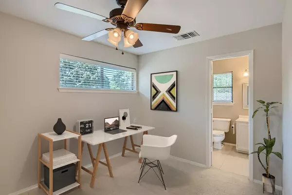 Coliving in Northwood Hills - Ne Dallas, Dallas