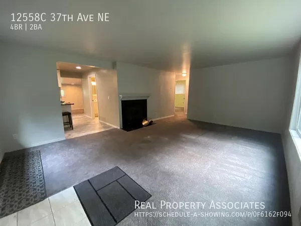 4 bedrooms apartment for rent in Lake City - North Seattle, Seattle