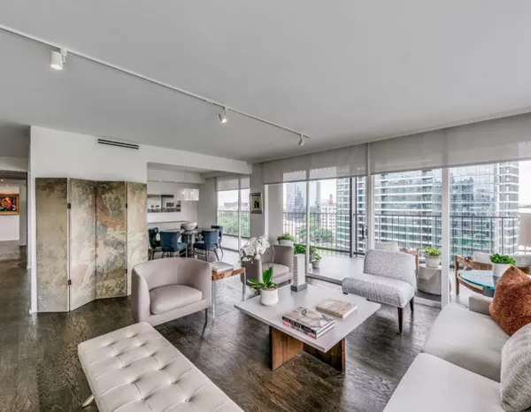 2 bedrooms apartment for rent in Uptown - Ne Dallas, Dallas