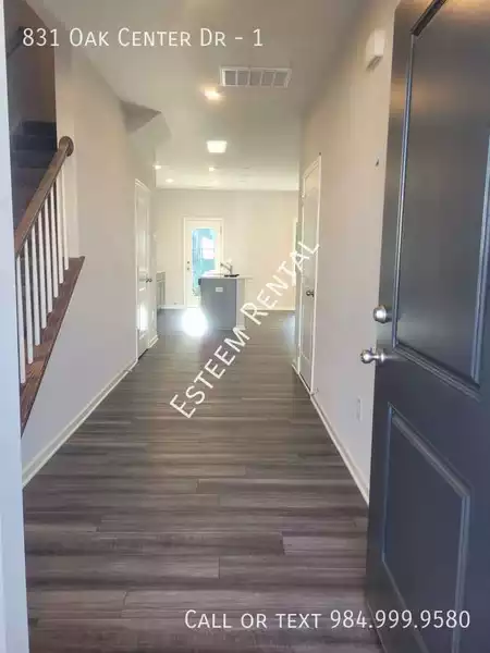 3 bedrooms apartment for rent in Worthdale - South Raleigh, Raleigh