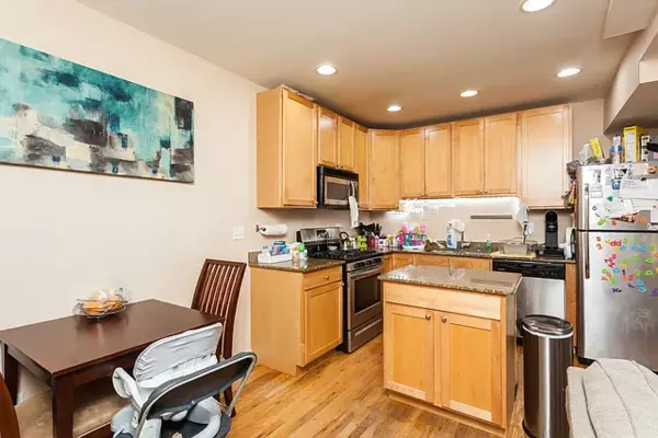 3 bedrooms apartment for rent in Rogers Park - Far North Side, Chicago