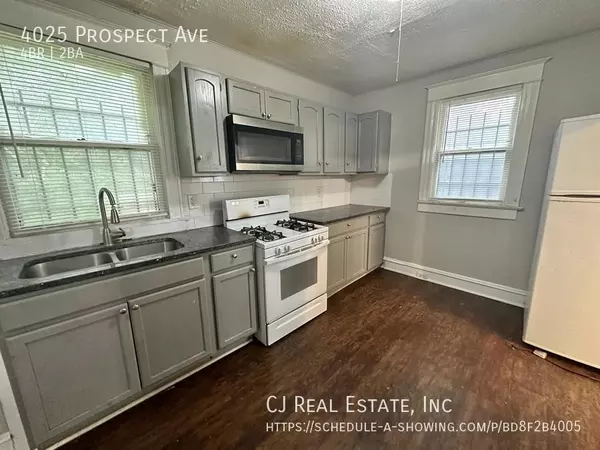 4 bedrooms apartment for rent in Ivanhoe - KCMO, Kansas City