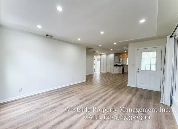 3 bedrooms apartment for rent in Westchester - Westside / South Bay, Los Angeles