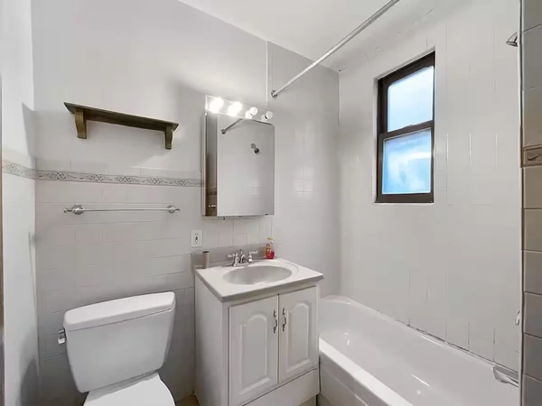 Coliving in Astoria - Queens, New York