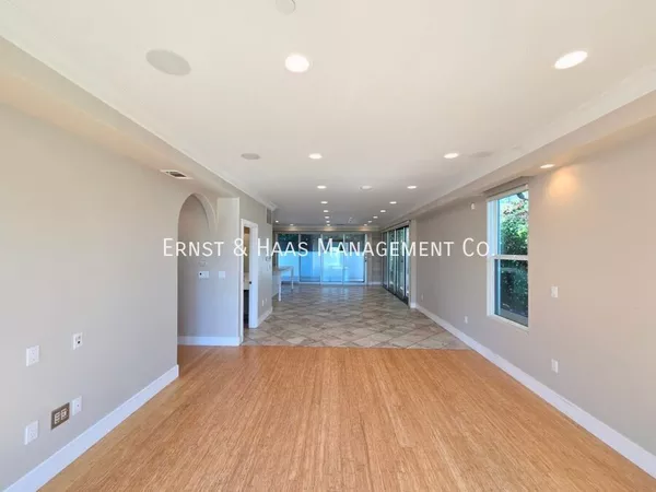 5 bedrooms apartment for rent in Century City - Westside / South Bay, Los Angeles