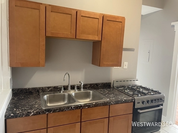 2 bedrooms apartment for rent in Humboldt Park - West Side, Chicago
