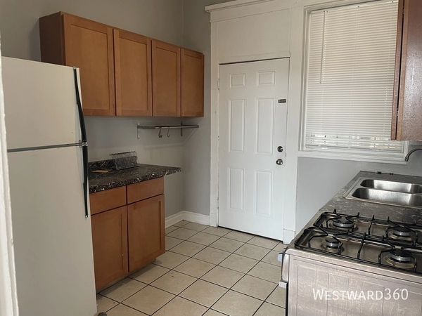 2 bedrooms apartment for rent in Humboldt Park - West Side, Chicago