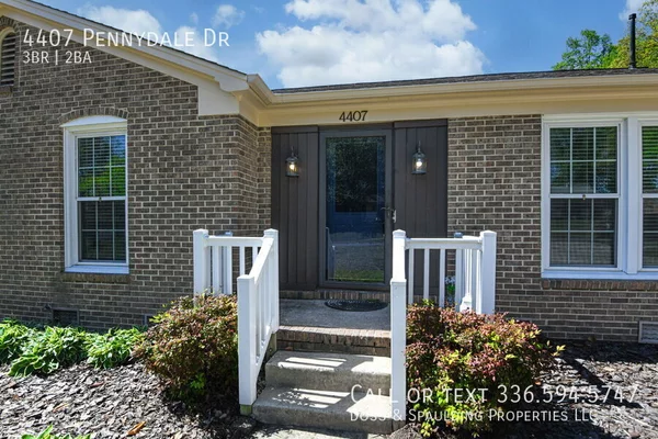 3 bedrooms apartment for rent in Southwest Greensboro - Greensboro, Greensboro