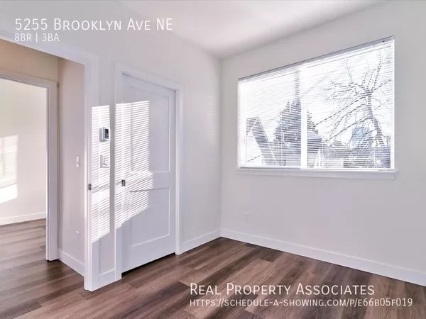 8 bedrooms apartment for rent in University District - North Seattle, Seattle