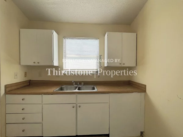 2 bedrooms apartment for rent in Cedar Hills - Westside, Jacksonville