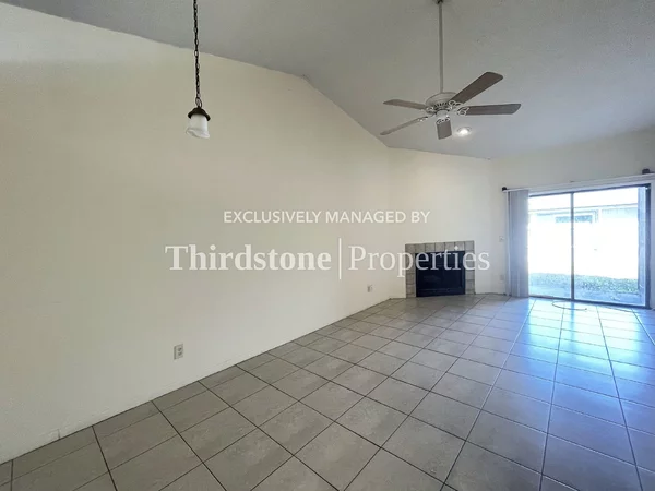 2 bedrooms apartment for rent in Cedar Hills - Westside, Jacksonville