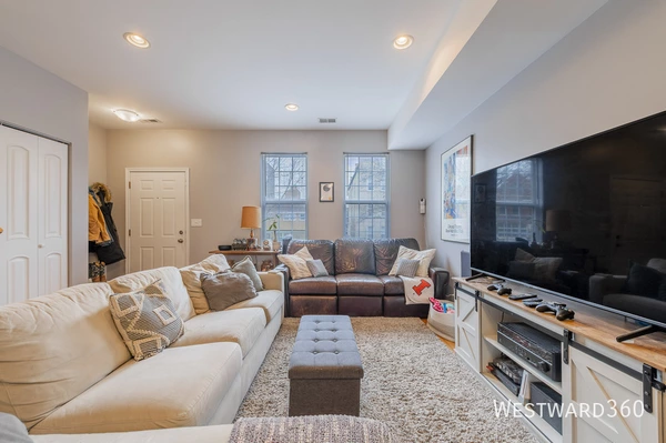 3 bedrooms apartment for rent in West Town - West Side, Chicago