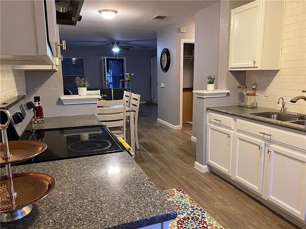 Coliving in Garrison Park - South Austin, Austin