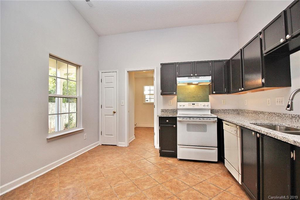 Coliving in Mineral Springs / Rumble Road - North Charlotte, Charlotte