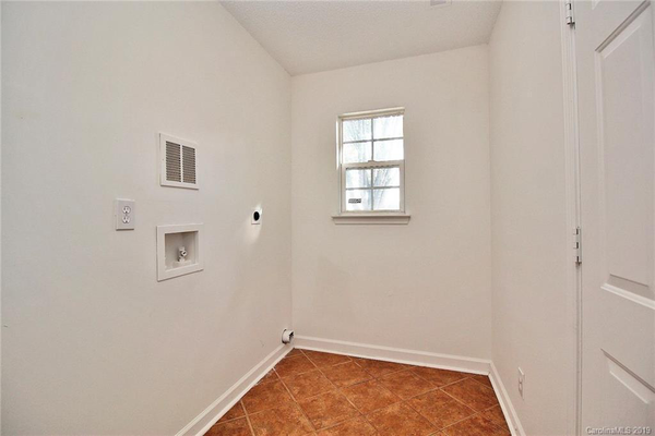 Coliving in Mineral Springs / Rumble Road - North Charlotte, Charlotte