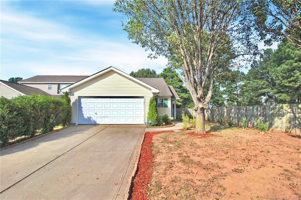 Coliving in Mineral Springs / Rumble Road - North Charlotte, Charlotte