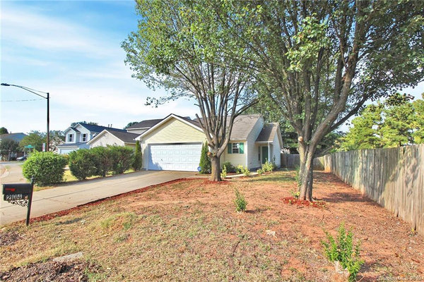 Coliving in Mineral Springs / Rumble Road - North Charlotte, Charlotte