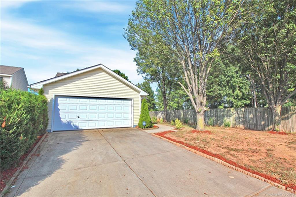 Coliving in Mineral Springs / Rumble Road - North Charlotte, Charlotte