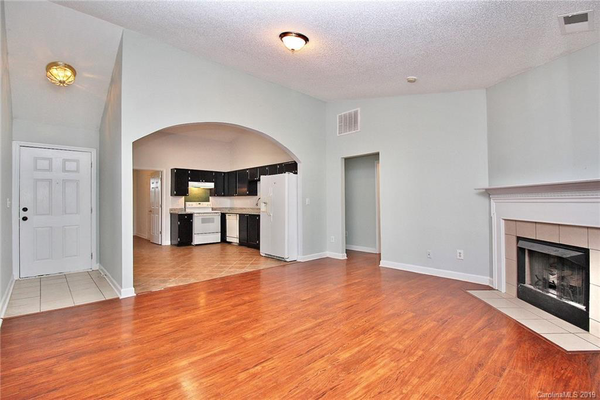 Coliving in Mineral Springs / Rumble Road - North Charlotte, Charlotte