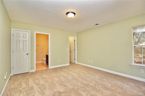 Coliving in Mineral Springs / Rumble Road - North Charlotte, Charlotte