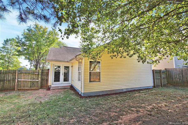 Coliving in Mineral Springs / Rumble Road - North Charlotte, Charlotte