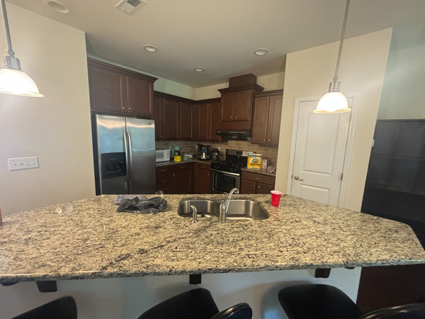 Coliving in West Hills - Durham, Raleigh