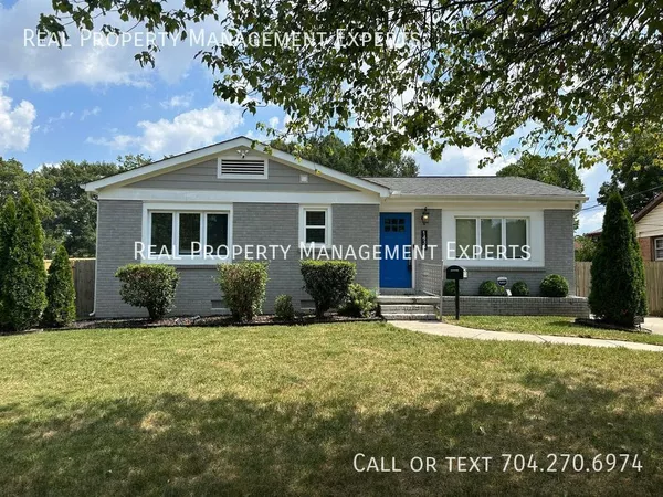 3 bedrooms apartment for rent in McCrorey Heights - Central Charlotte, Charlotte