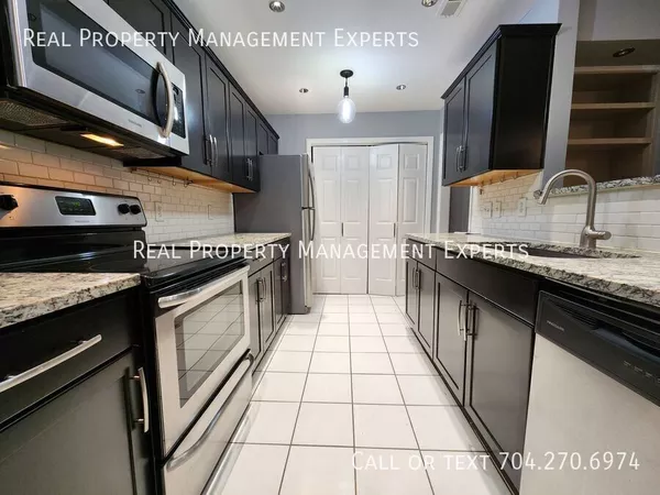 2 bedrooms apartment for rent in Foxcroft - South Charlotte, Charlotte