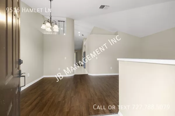 3 bedrooms apartment for rent in Town 'n' Country - West Tampa, Tampa