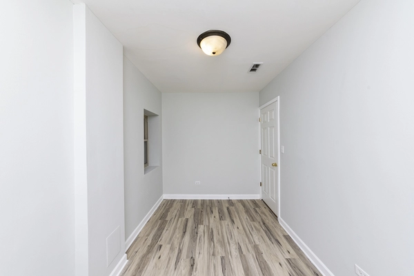 3 bedrooms apartment for rent in West Ridge - Far North Side, Chicago