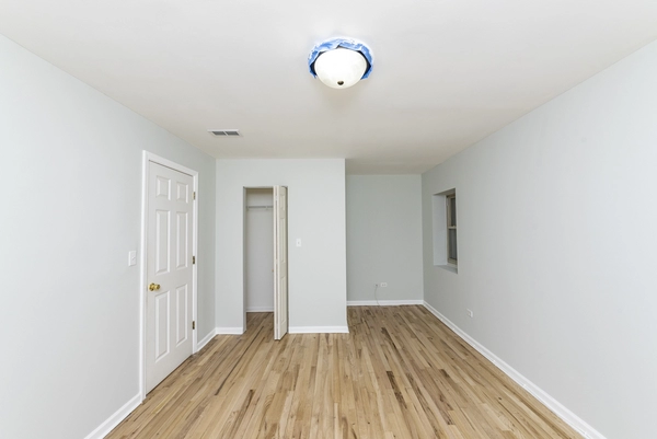 3 bedrooms apartment for rent in West Ridge - Far North Side, Chicago