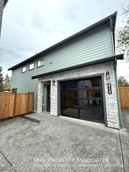 3 bedrooms apartment for rent in Wedgwood - North Seattle, Seattle