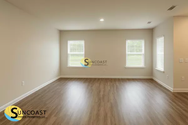 4 bedrooms apartment for rent in Crystal Springs - Westside, Jacksonville