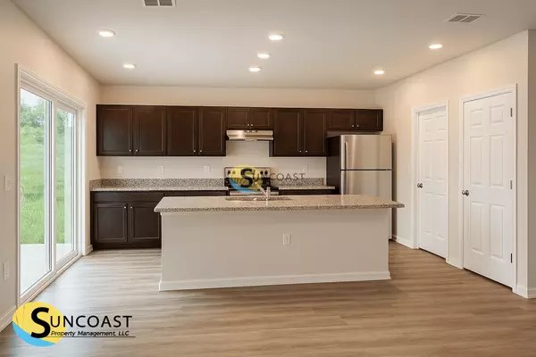 4 bedrooms apartment for rent in Crystal Springs - Westside, Jacksonville