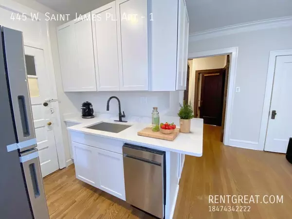2 bedrooms apartment for rent in Lincoln Park - North Side, Chicago