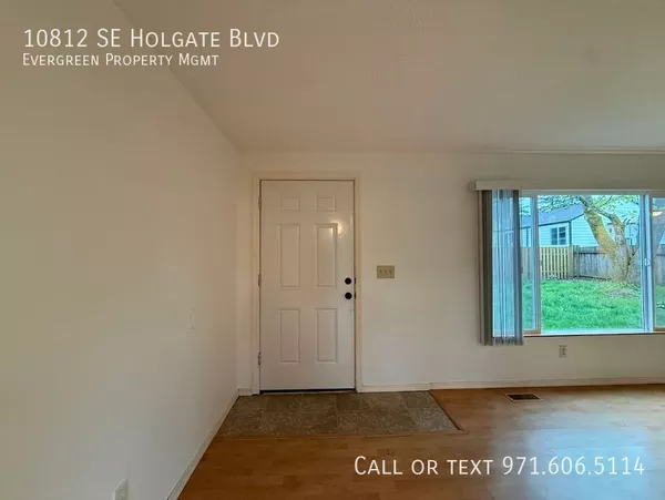 2 bedrooms apartment for rent in Powellhurst-Gilbert - SE Portland, Portland