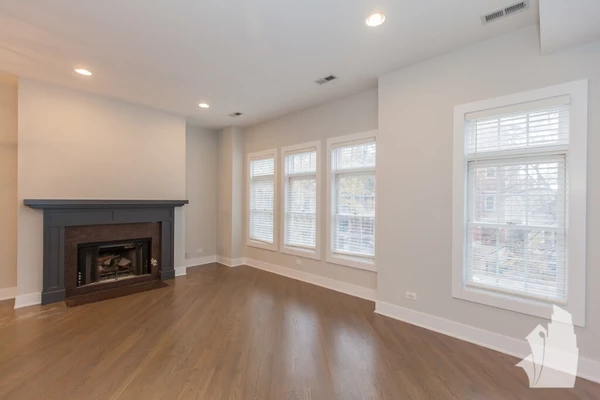 4 bedrooms apartment for rent in Boystown - North Side, Chicago