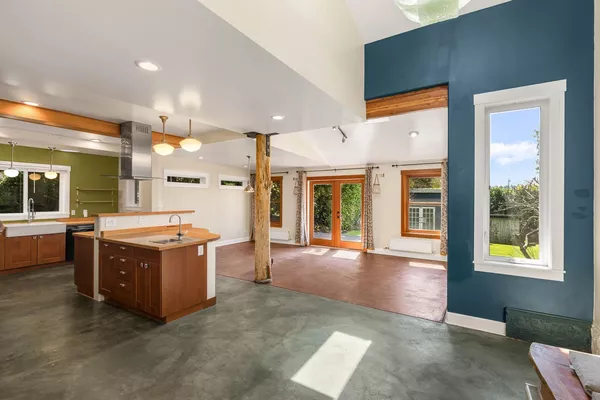 3 bedrooms apartment for rent in Matthews Beach - North Seattle, Seattle