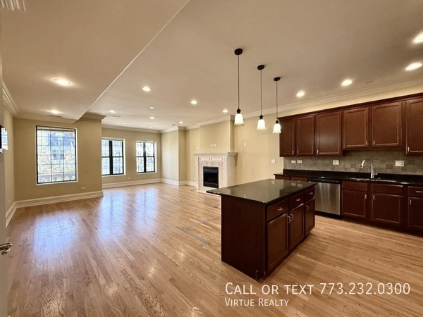 3 bedrooms apartment for rent in Washington Park - South Side, Chicago