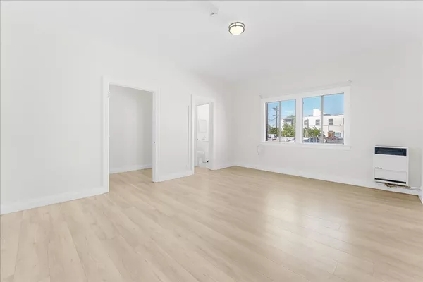 Studio Apartment for rent in Harvard Heights - Central Los Angeles, Los Angeles