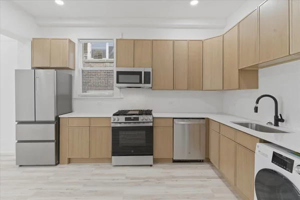 2 bedrooms apartment for rent in Ukrainian Village - West Side, Chicago